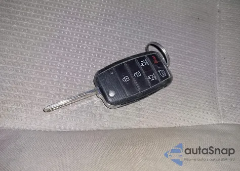 2016 Kia Sedona Lx z USA, uszkodzony, nr VIN KNDMB5C18G6159515